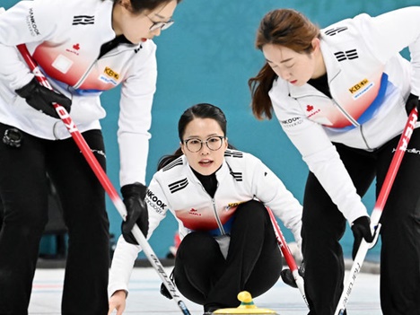 藤澤五月と競う“メガネ先輩”の由来は日本の漫画だった？ 韓国カー女たちの素顔