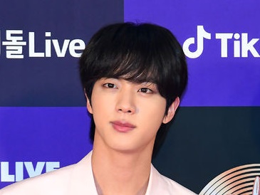 BTSのJIN、「香水の広告にピッタリのK-POPスター」ファン投票で1位に！