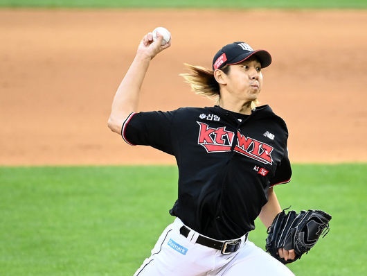 「野球への未練はない」30代前半で引退決断…元千葉ロッテの韓国人投手が綴った“別れ”と“感謝”