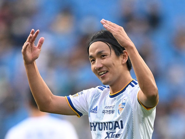 元日本代表も貢献！「Jリーグ経験者が多い」蔚山現代がKリーグで17年ぶりに優勝するまで