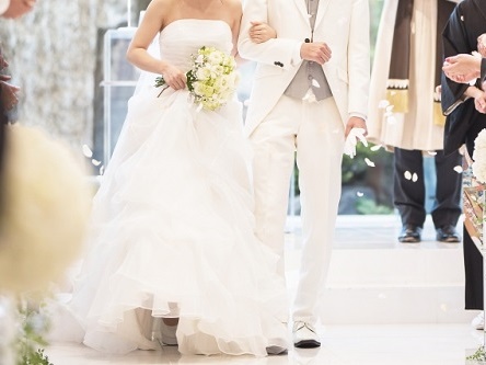 男性は37歳、女性は34歳!? 日韓ともに上がり続ける“初婚年齢”、韓国は日本よりも晩婚化が深刻