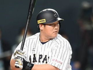 韓国メディア、40歳おかわり君のマルチ本塁打に「珍記録」と反応…そのワケは？