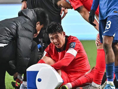 韓国エースに“危険タックル”浴びせた相手にファン激怒！SNSで猛非難「スターを怪我させるのか？」