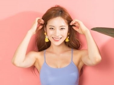 【写真】“美尻ちゃん”シム・ウトゥムが新プロフィール写真公開！「もはや芸術的なヒップライン」