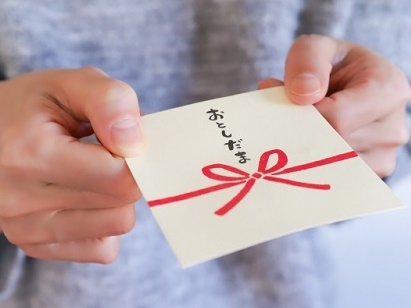 日本のお正月と対照的？両親に“ほぼ必ず”「お小遣い」を渡す韓国の旧正月事情