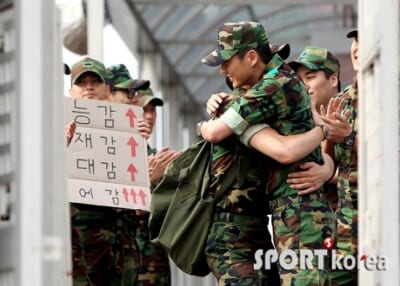 韓国男性の兵役