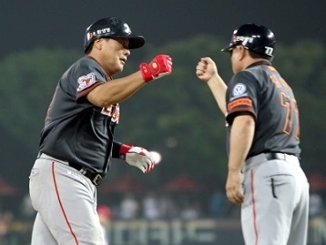 こんなに違う!! 日韓プロ野球の選手年俸比較2016