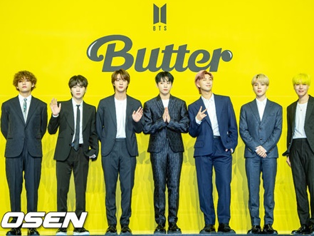 BTSが「今年の歌手」4年連続1位に!!ではTWICEやブルピン、EXOの順位は?