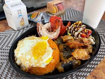 【PHOTO】韓国の軍人たちは何を食べているのか軍隊給食のイマ
